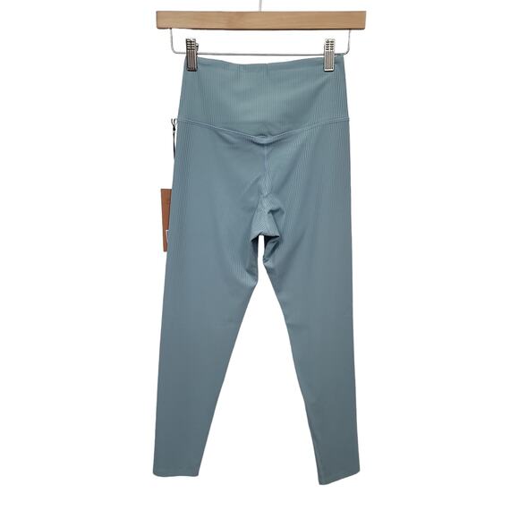 NWT Girlfriend Collective Ribbed High-Rise Legging in Mist Blue/ Gray Size XS - Picture 2 of 8